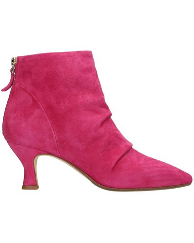 Julie Dee High Heels Ankle Boots In Fuxia Suede - Pink