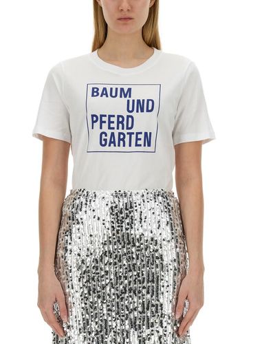 Baum und Pferdgarten T-Shirt With Print - White