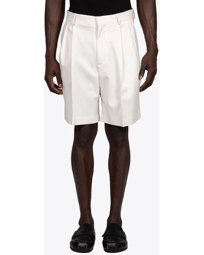 Cmmn Swdn Double Pleated Fine Wool Shorts With A Wide Leg Off-white Tailored Short With Front Pleat - Manson