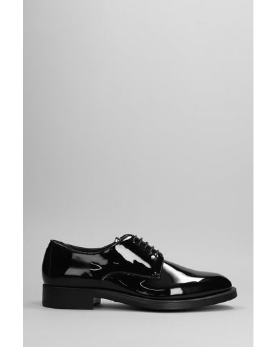 Giorgio Armani Lace Up Shoes In Black Patent Leather - Gray
