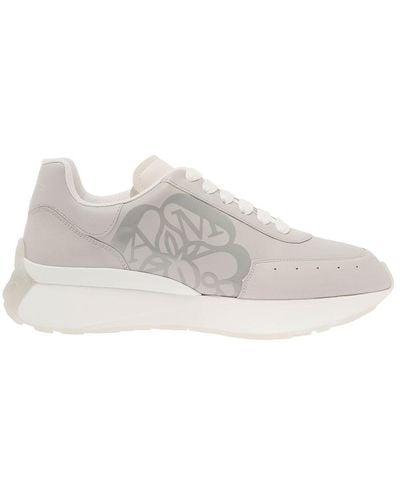 Alexander McQueen 'Runner' Sneakers With Tonal Logo Print - White