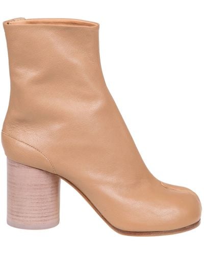 Maison Margiela Tabi Ankle Boots In Nappa - Natural