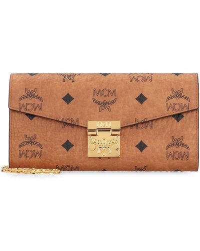 MCM Tracy Wallet On Chain - Brown