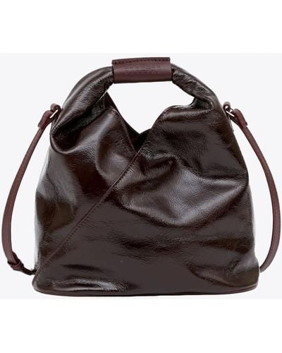 MM6 by Maison Martin Margiela Borsa O Dark Brown Glossy Cracked Leather Japanese Crossbody Bag - Black