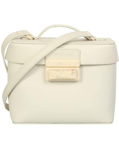 Gia Borghini Combinando Praticitã E Stile Presenta Questa Tote Bag Caratterizzata Da Una Silhouette Squadrata - White