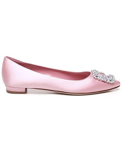Manolo Blahnik Flat Hangisi Flat Court Shoes With Satin Jewel Buckle - Pink