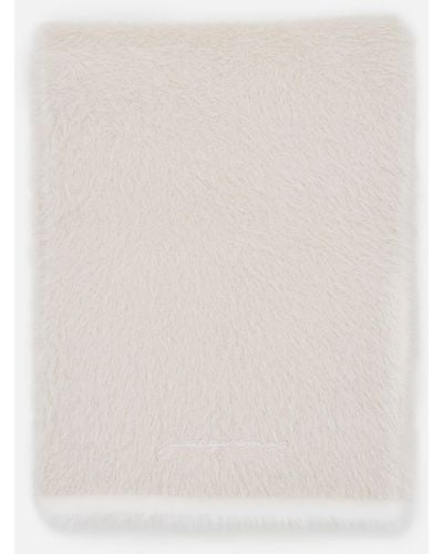 Jacquemus Lecharpe Neve Fluffy Scarf - Natural