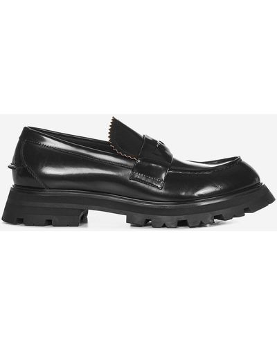 Alexander McQueen Leather Loafers With Metal Detail - White