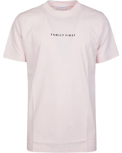 FAMILY FIRST Box Logo T-Shirt - Pink