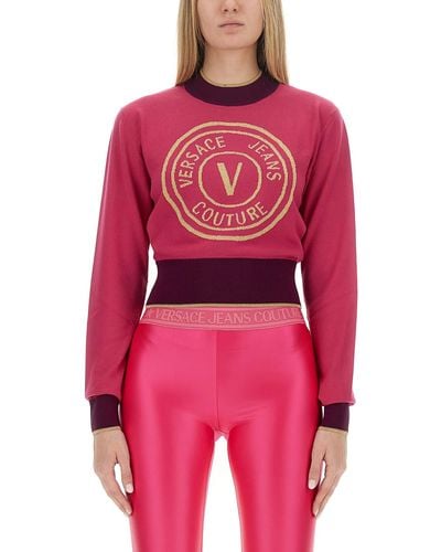 Versace Cropped V-Emblem Sweatshirt - Red