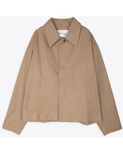 Cmmn Swdn Cropped Mac Coat In Water Repellent Cotton Beige Water-repellent Cotton Jacket - Roger - Natural