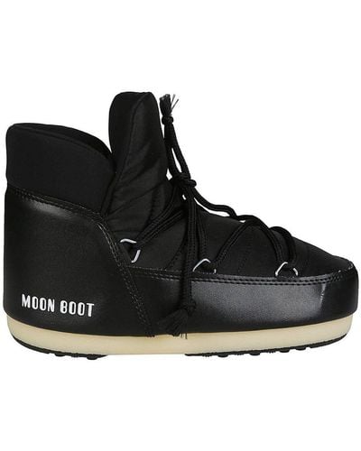Moon Boot Logo Printed Round Toe Boots - Black