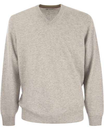 Brunello Cucinelli Cashmere V-neck Sweater - Gray