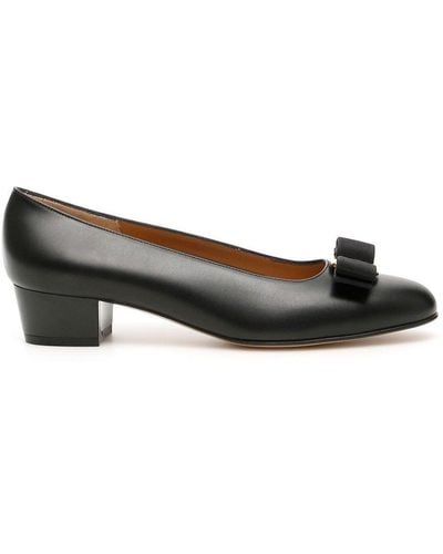 Ferragamo Vara Pumps - Black