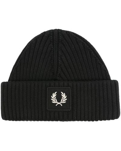 Fred Perry Fp Patch Brand Chunky Rib Beanie Accessories - Black