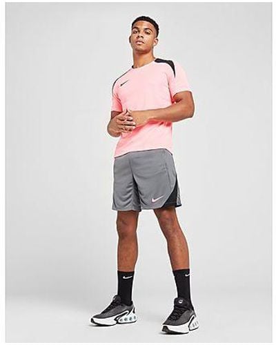 Nike Strike Shorts - Black