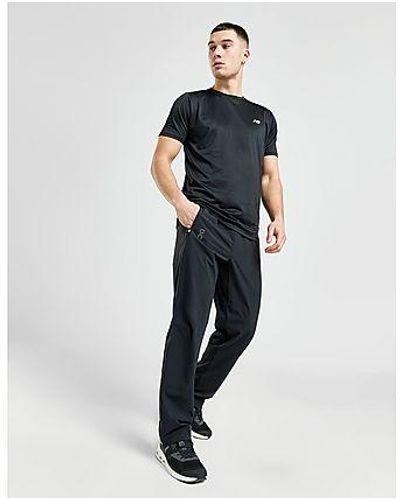 On Shoes On Track Pants - Nero