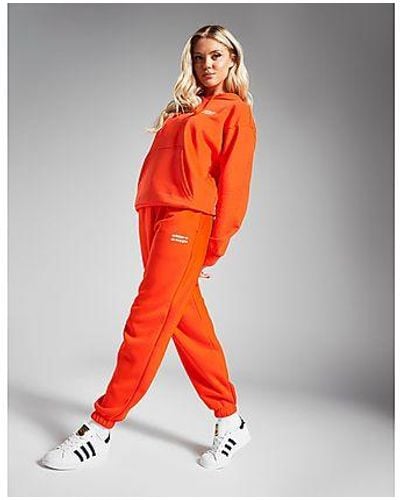 adidas Originals Track pants and jogging bottoms for Women | Online Sale up  to 70% off | Lyst - Page 3
