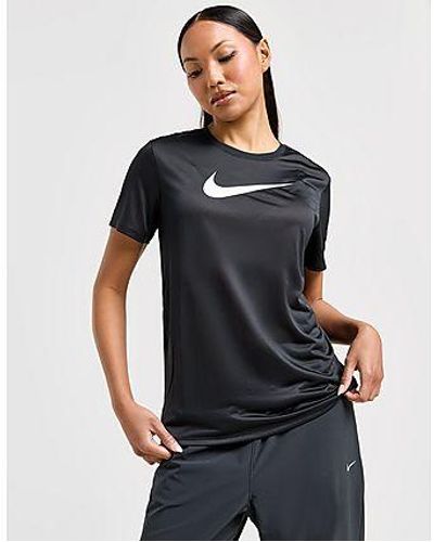 Nike T-shirt Training Essential Swoosh - Noir