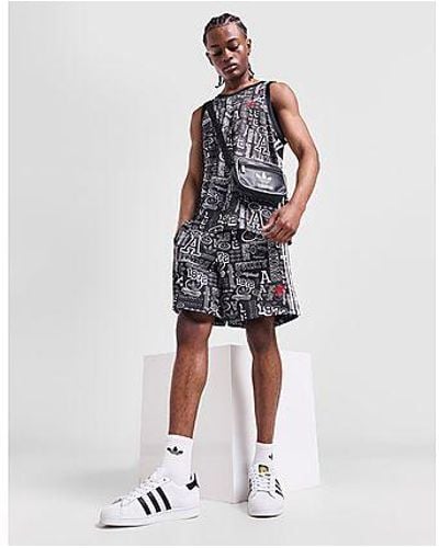 adidas Originals Sticker Basketball Shorts - Black