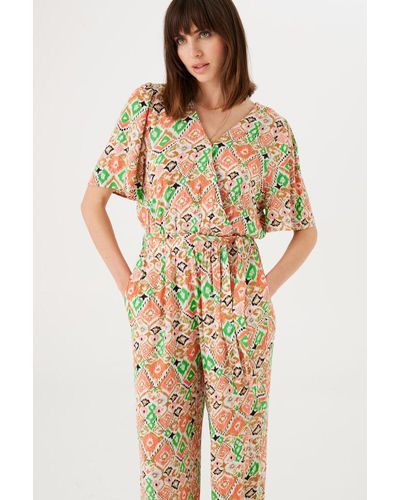 Garcia Jumpsuit Met Print - Bruin