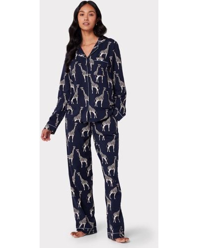 Chelsea Peers Organic Cotton Blend Giraffe Print Pyjama Set - Blue