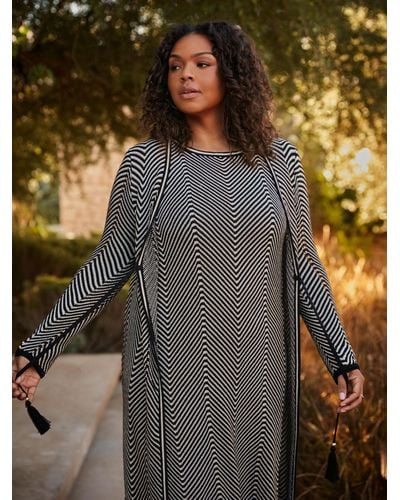 Live Unlimited Curve Chevron Knitted Dress - Grey