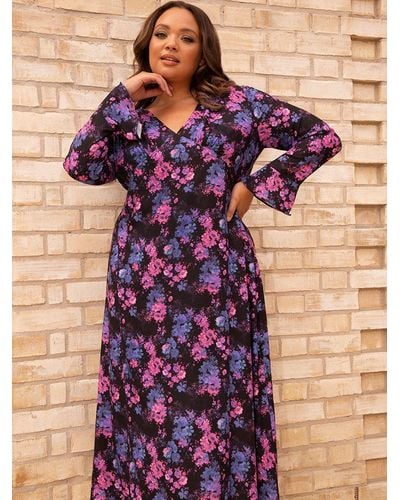 Chi Chi London Curve Floral V-neck Dress - Purple