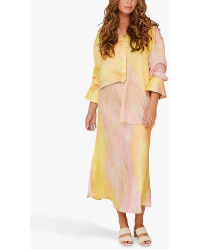 A-View Carry Midi Skirt - Yellow