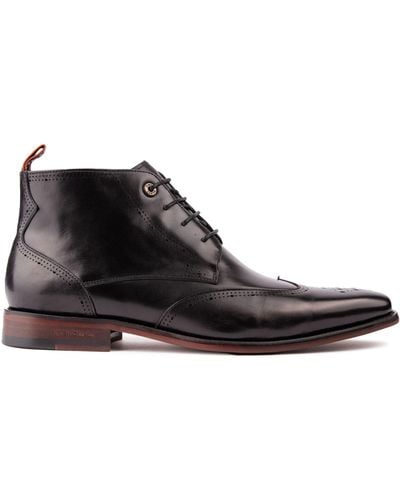 Simon Carter Whisker Leather Chukka Boots - Black