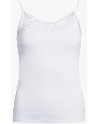 Sisters Point Slim Fitted Lace Vest - White