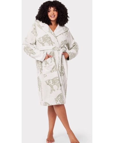Chelsea Peers Curve Leopard Print Dressing Gown - White