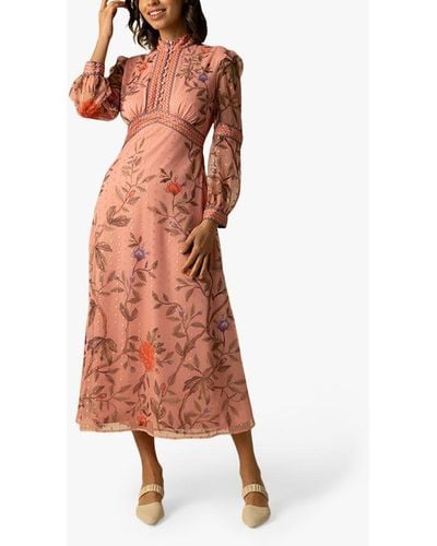 Raishma Elizabeth Floral Midi Dress - Pink