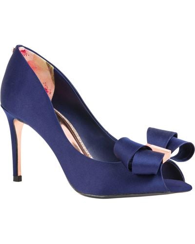 Vylett store ted baker
