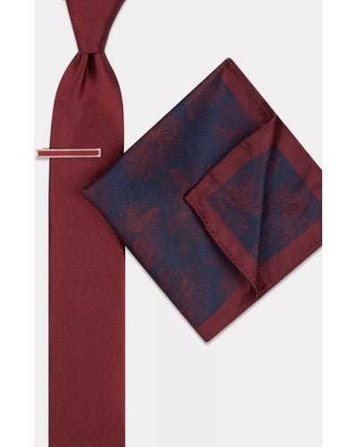 Moss Plain Tie With Bar & Pocket Square Set - Red