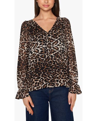 Sisters Point Frill Animal Print Blouse - Black