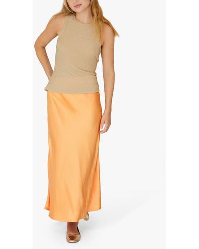 A-View Carry Sateen Midi Skirt - Orange