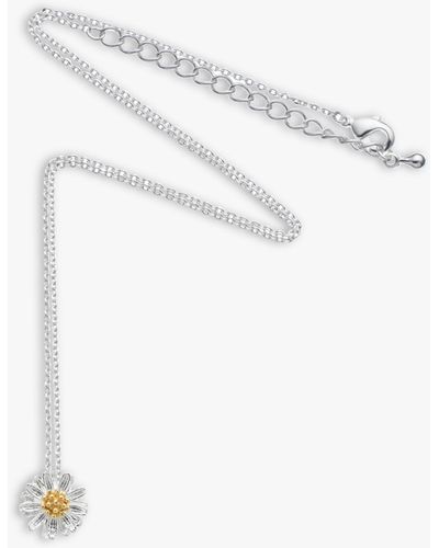 Estella Bartlett Daisy Flower Pendant Necklace - Metallic