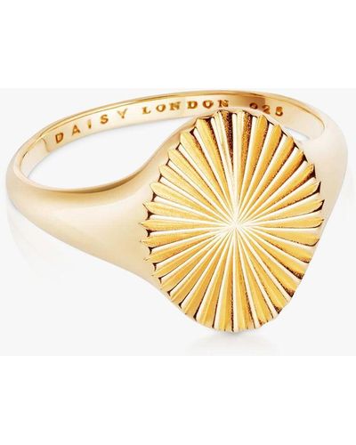 Daisy London Estée Lalonde Sunburst Signet Ring - Metallic