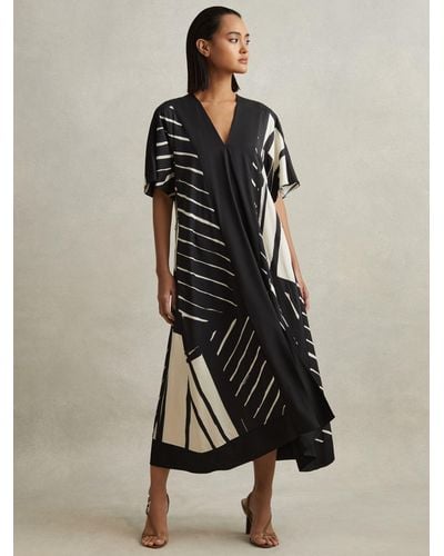 Reiss Cami - Black/white Printed Fit And Flare Midi Dress - Multicolour