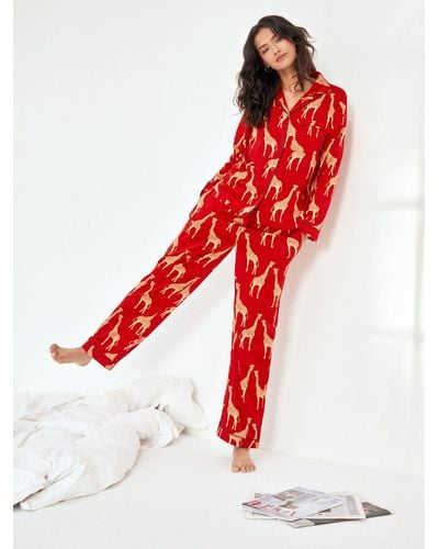 Chelsea Peers Giraffe Satin Long Shirt Pyjama Set - Red