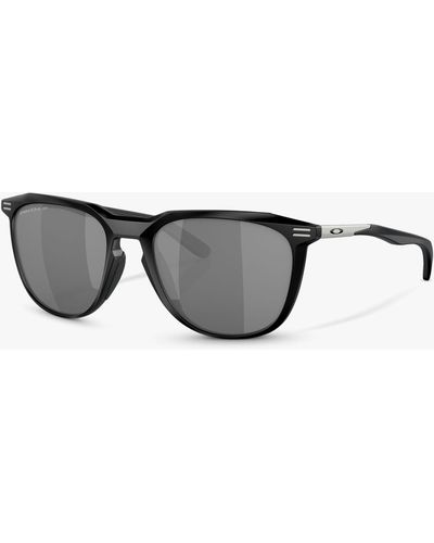 Oakley Oo9286 Polarised D-frame Sunglasses - Grey