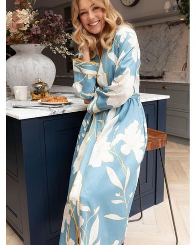 Fable & Eve Greenwich Floral Dressing Gown - Blue