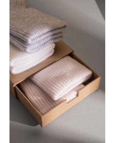 Johnstons of Elgin 'Sweet Dreams' Cashmere Bed Socks Gift Set - Grey
