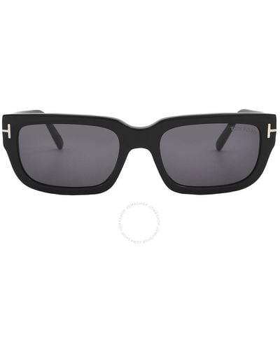 Tom Ford Ezra Smoke Rectangular Sunglasses Ft1075 01a 54 - Grey