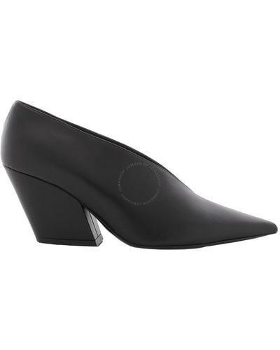 Burberry Leather Brierfield Pumps - Black