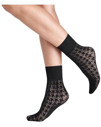 Wolford Dylan Houndstooth Net Socks - Natural