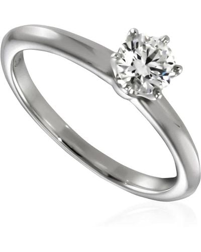 Tiffany & Co. Platinum Round Cut Diamond Engagement Ring - Metallic