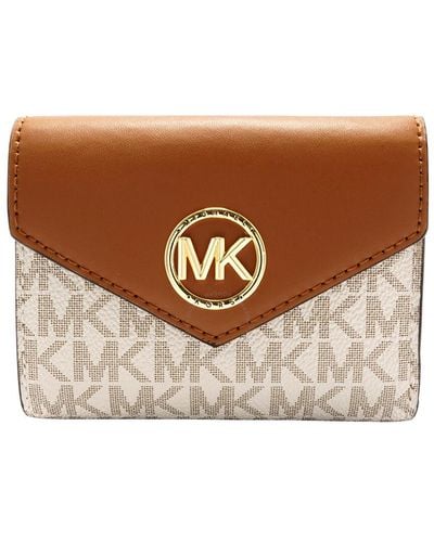 Shoppers snap up Michael Kors handbags for £200 less than retail price -  Mirror Online