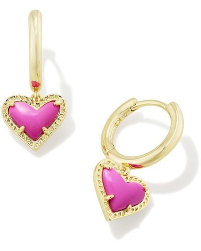 Kendra Scott Ari Heart Gold Huggie Earrings Neon Pink | Magnesite